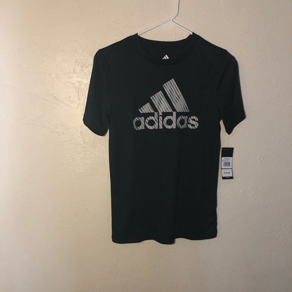 Adidas Black Tee - Picture 1 of 3
